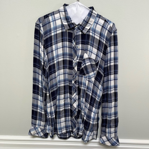 GAP Women’s Rayon Plaid Flannel M - Picture 1 of 6